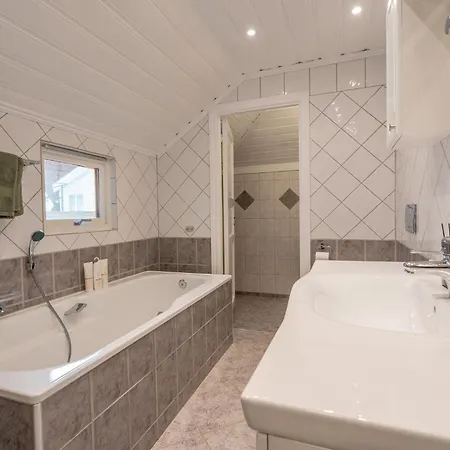 Apartmán Family - Well Equipped And Newly Renovated *