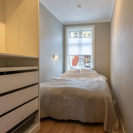 Central Family Apartment - Well Equipped And Newly Renovated Apartment *